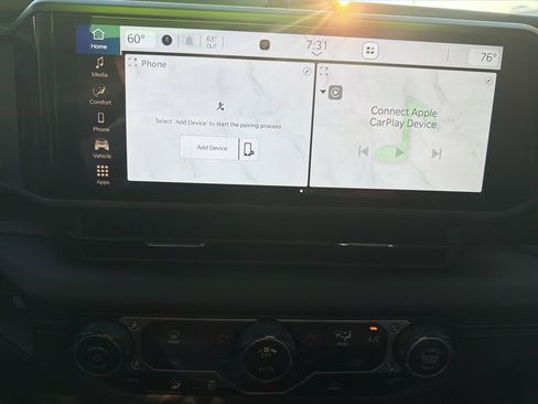 Used 2025 Jeep Gladiator Rubicon image 11