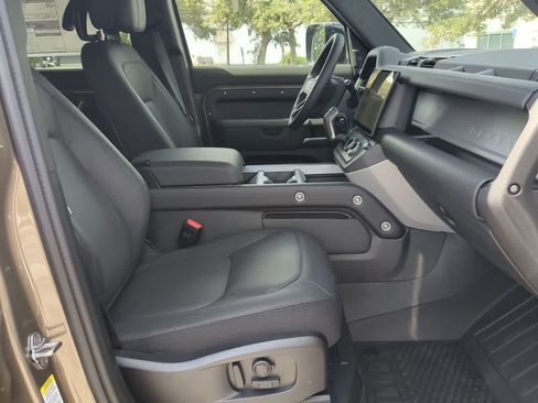 New 2026 Land Rover Defender 110 X AWD/4WD image 24