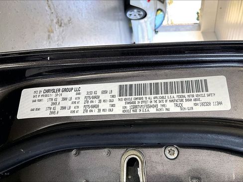 Used 2015 RAM 1500 Laramie w/ Convenience Group image 20