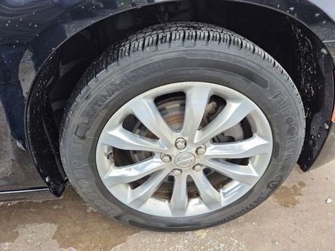 Used 2016 Chrysler 300 Limited w/ Driver Convenience Group image 26