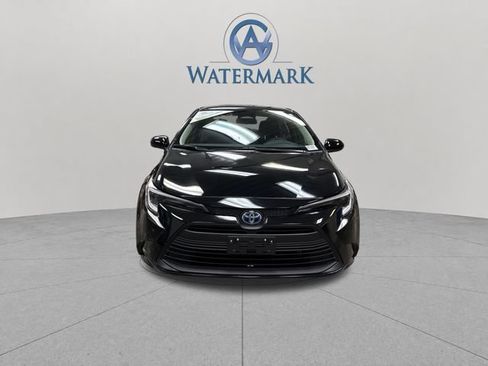 Used 2024 Toyota Corolla LE w/ LE Convenience Package FWD image 9