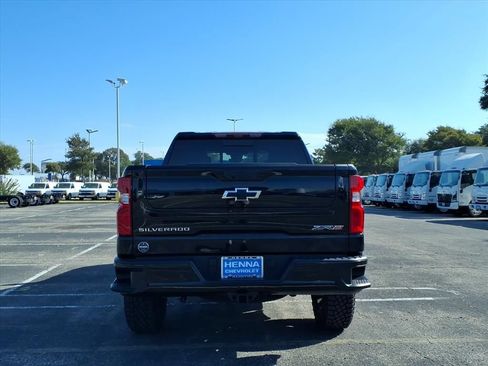New 2026 Chevrolet Silverado 1500 ZR2 AWD/4WD image 4