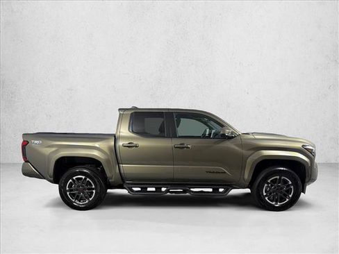 Used 2026 Toyota Tacoma TRD Sport AWD/4WD image 2
