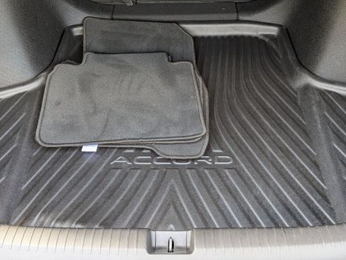 Used 2023 Honda Accord EX image 6