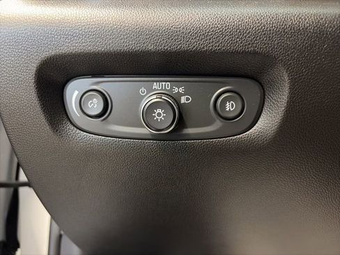 Used 2020 Chevrolet Traverse High Country image 17