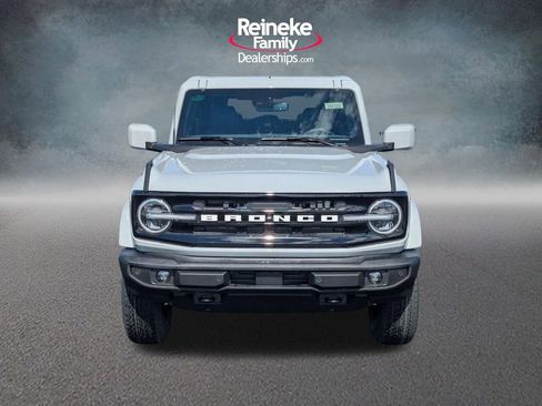 New 2026 Ford Bronco Outer Banks AWD/4WD image 2