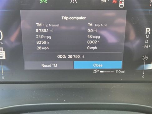 Certified 2023 Volvo XC40 B5 Plus w/ Protection Package Premier image 30