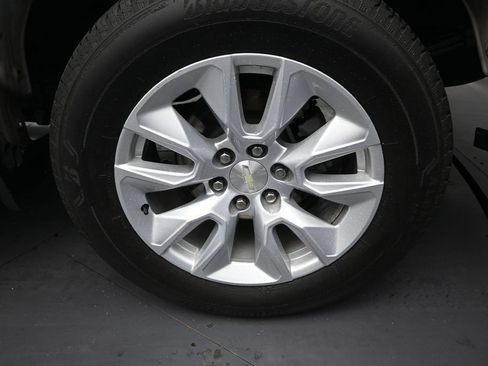 Used 2022 Chevrolet Silverado 1500 Custom RWD image 10