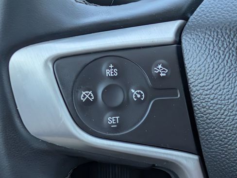 Used 2023 GMC Acadia SLT image 12