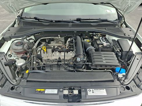 Used 2019 Volkswagen Jetta SEL w/ Cold Weather Package FWD image 27