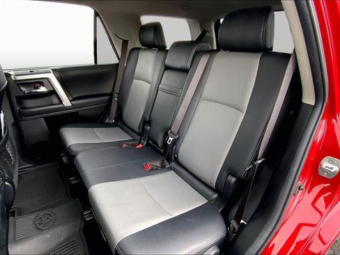 Used 2024 Toyota 4Runner SR5 Premium w/ Moonroof Package AWD/4WD image 21