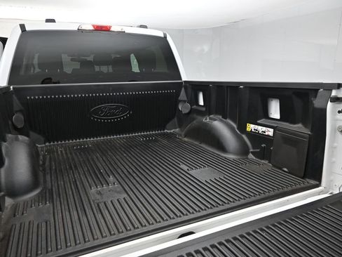 Used 2025 Ford F150 XLT w/ Equipment Group 301A Standard image 9