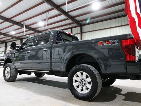 Used 2021 Ford F250 Platinum image 8