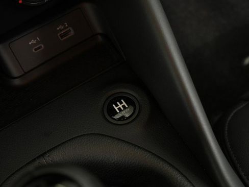 Used 2024 Nissan Z Performance w/ Floor Mat Package image 45