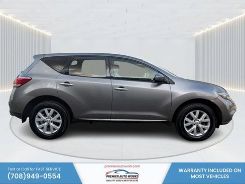 Used 2014 Nissan Murano S FWD image 8