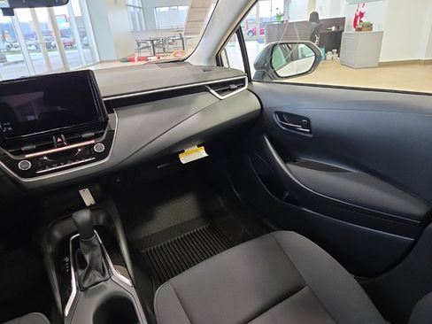 New 2026 Toyota Corolla LE image 18