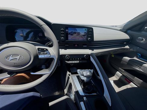 New 2026 Hyundai Elantra Sport FWD image 12