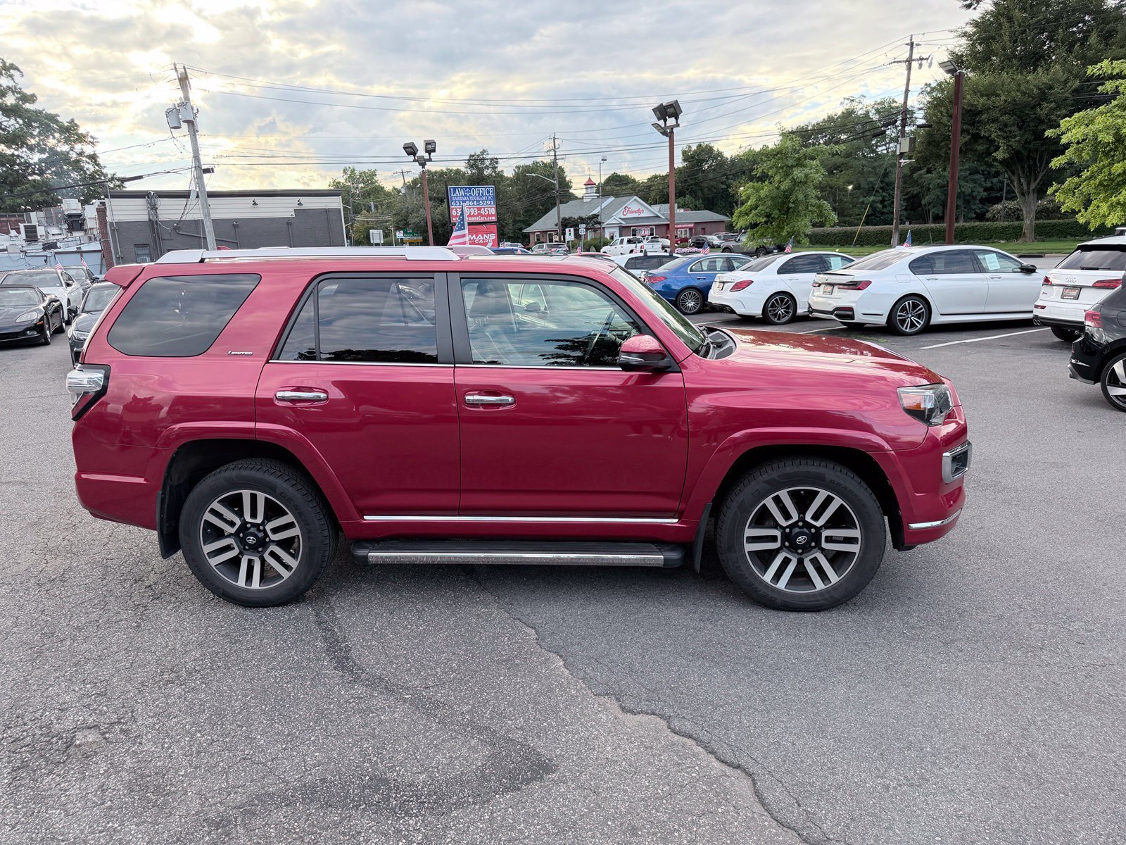 Used 2017 Toyota 4Runner Limited AWD/4WD image 38