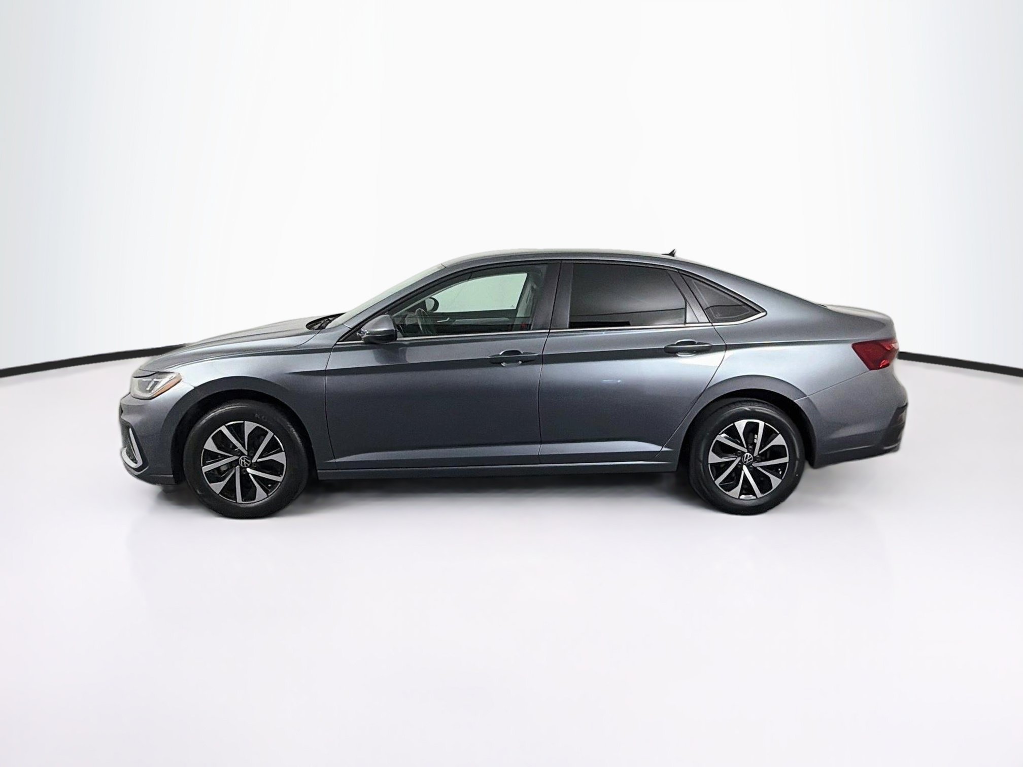 Used 2025 Volkswagen Jetta S FWD image 4