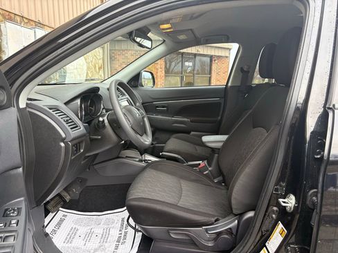 Used 2022 Mitsubishi Outlander Sport ES image 18