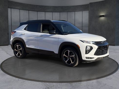 Certified 2023 Chevrolet TrailBlazer RS w/ Convenience Package FWD image 8