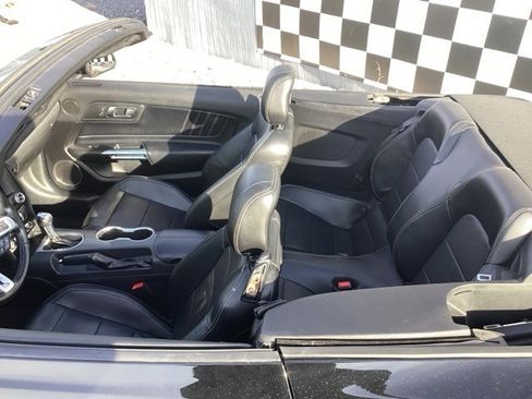 Used 2021 Ford Mustang Premium image 26