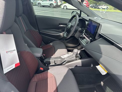 New 2025 Toyota Corolla SE FWD image 31