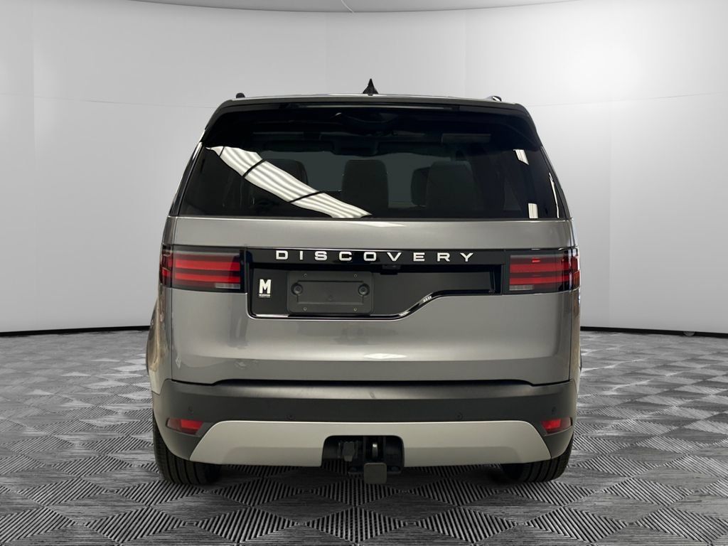 Used 2026 Land Rover Discovery S AWD/4WD image 4