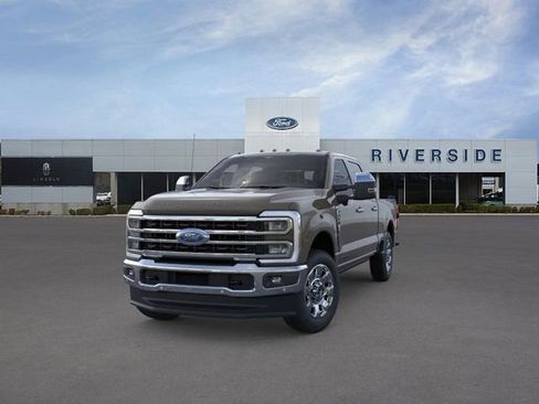 New 2026 Ford F350 King Ranch w/ Chrome Package image 2