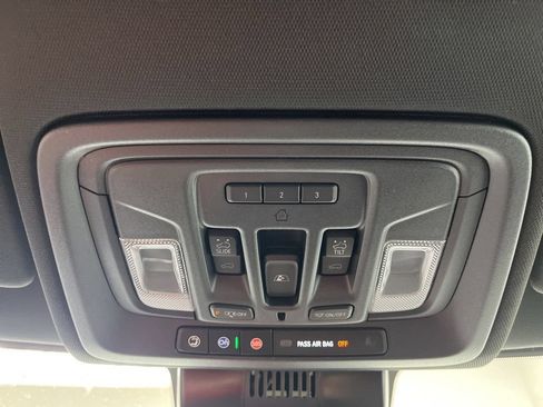 New 2026 GMC Sierra 2500 AT4 w/ AT4 Premium Plus Package AWD/4WD image 22