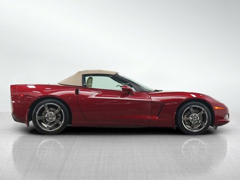Used 2010 Chevrolet Corvette Convertible w/ Preferred Equipment Group RWD image 6