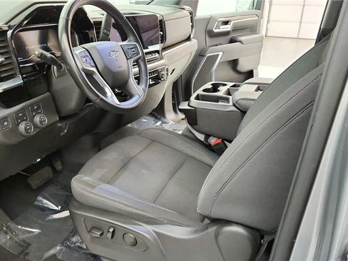 Used 2024 Chevrolet Silverado 1500 RST AWD/4WD image 22