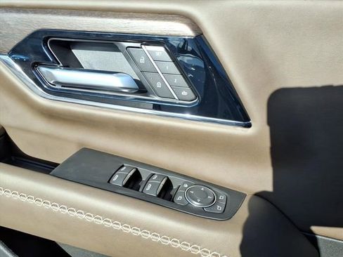 New 2026 GMC Yukon XL Denali Ultimate w/ LPO, Floor Liner Package image 31