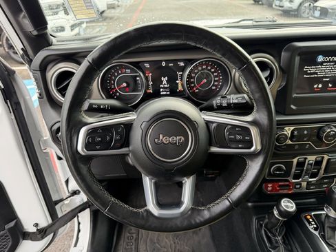 Used 2019 Jeep Wrangler Unlimited Rubicon w/ Steel Bumper Group image 19