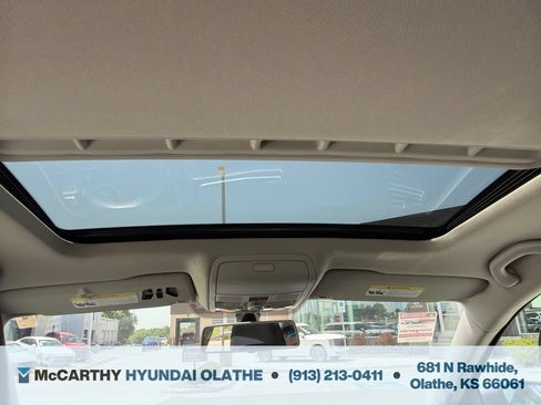 Used 2017 Volkswagen Jetta SEL Premium FWD image 12