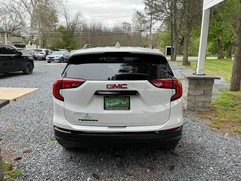 Used 2020 GMC Terrain SLE w/ Driver Convenience Package FWD image 6