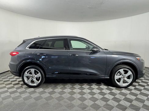 New 2026 Audi Q5 Premium Plus AWD/4WD image 9