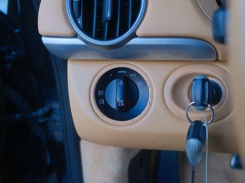 Used 2006 Porsche Cayman S image 13