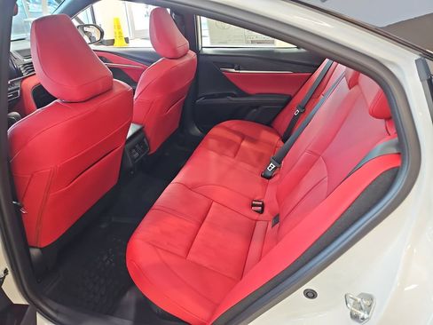 New 2026 Toyota Camry Hybrid AWD/4WD image 20