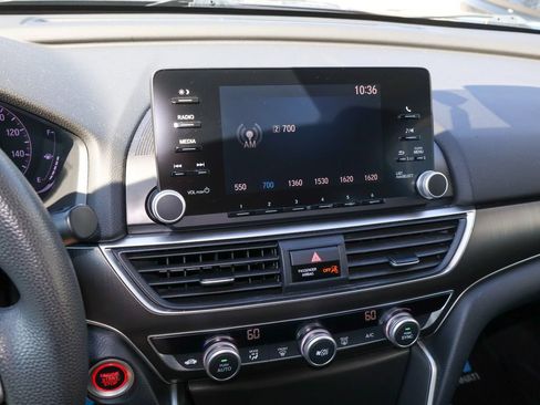 Used 2018 Honda Accord LX image 11