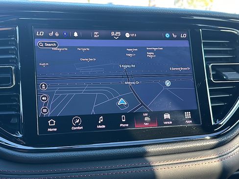 Used 2022 Dodge Durango R/T w/ Trailer Tow Group IV image 33