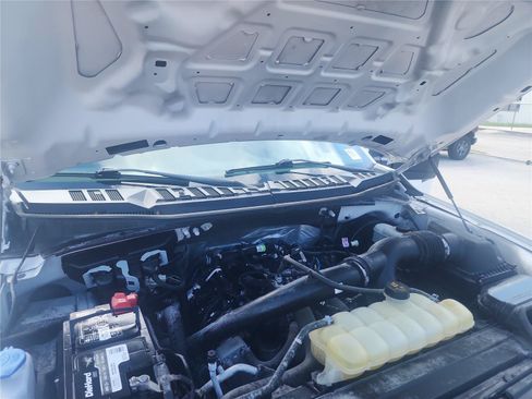 Used 2020 Ford F150 XL w/ Equipment Group 101A Mid RWD image 13