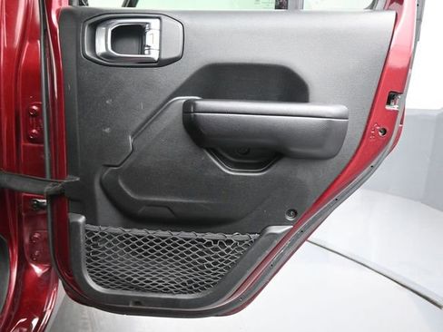 Used 2021 Jeep Wrangler Unlimited Sport image 16