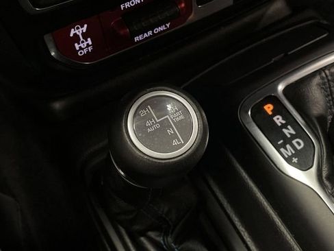 Used 2023 Jeep Wrangler Unlimited Rubicon 4xe image 21