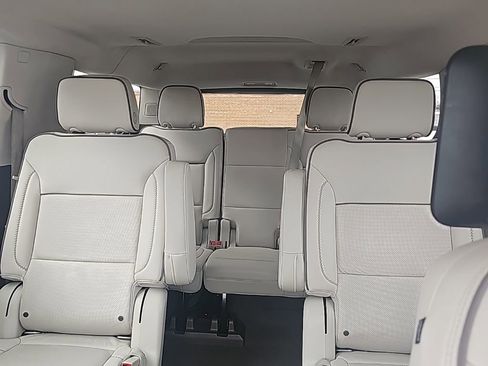 Used 2022 GMC Yukon XL Denali w/ Denali Ultimate Package image 30