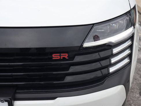 Certified 2025 Nissan Kicks SR image 11