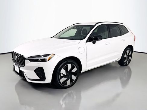 Used 2024 Volvo XC60 T8 Ultimate w/ Protection Package Premier AWD/4WD image 1