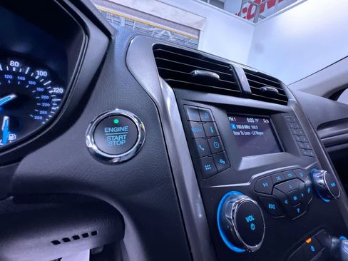 Used 2020 Ford Fusion S FWD image 17