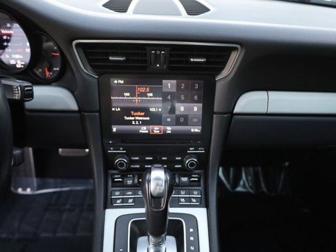 Used 2017 Porsche 911 Carrera image 31