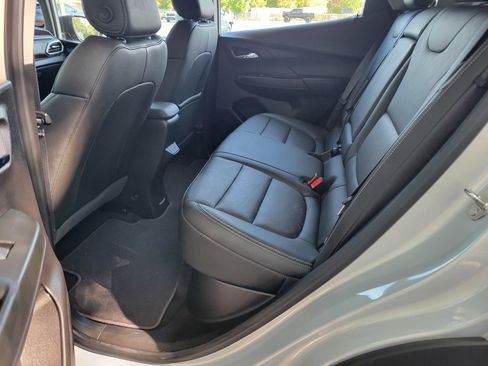 Certified 2023 Chevrolet Bolt LT w/ Infotainment Package image 36